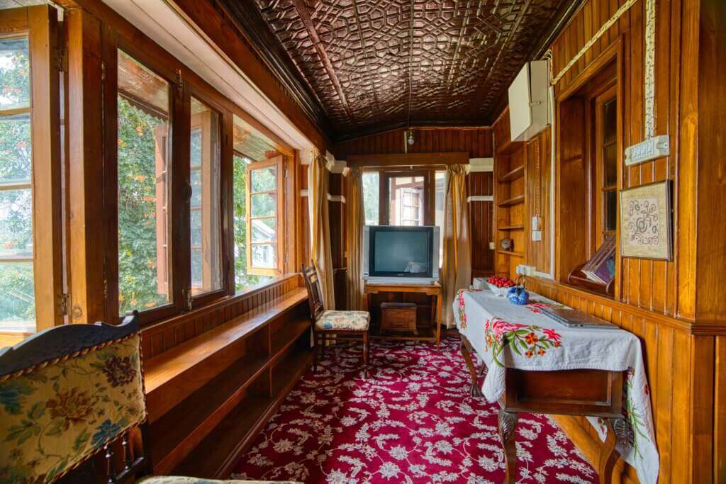 The Golders’ Creek Bed n Breakfast