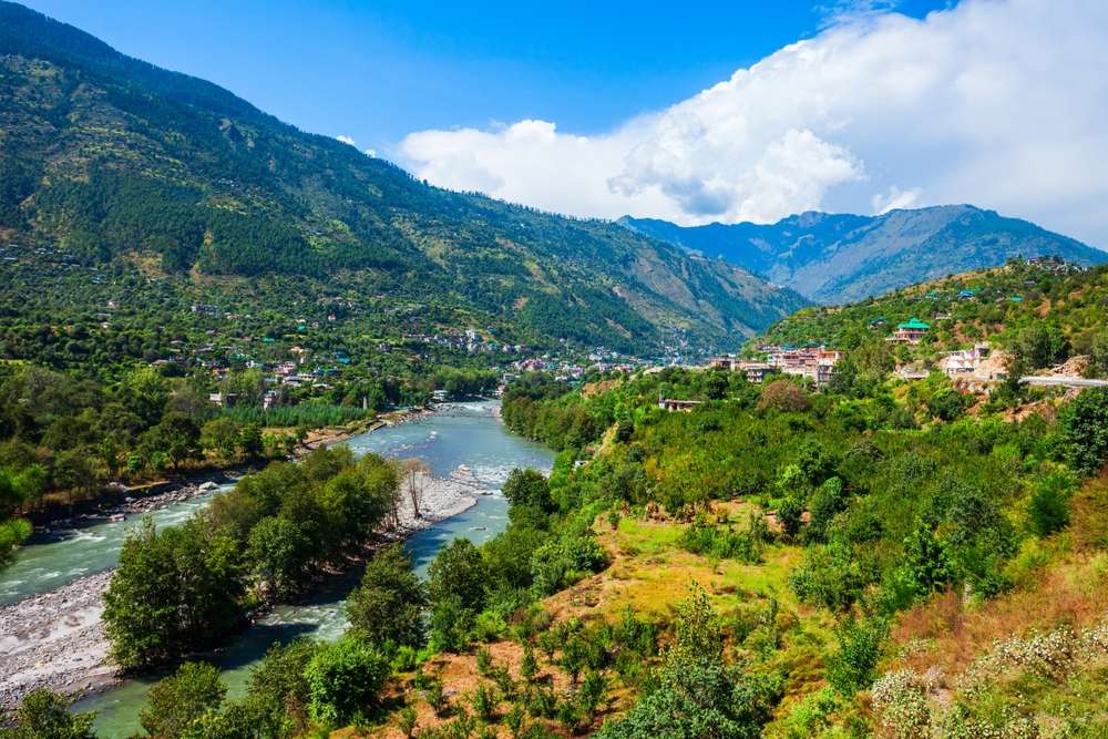Best Time To Take The Delhi To Shimla Toy Train