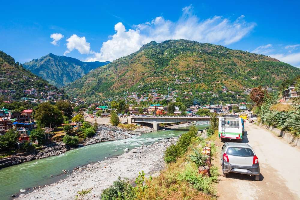 How to reach Solang Valley from Manali